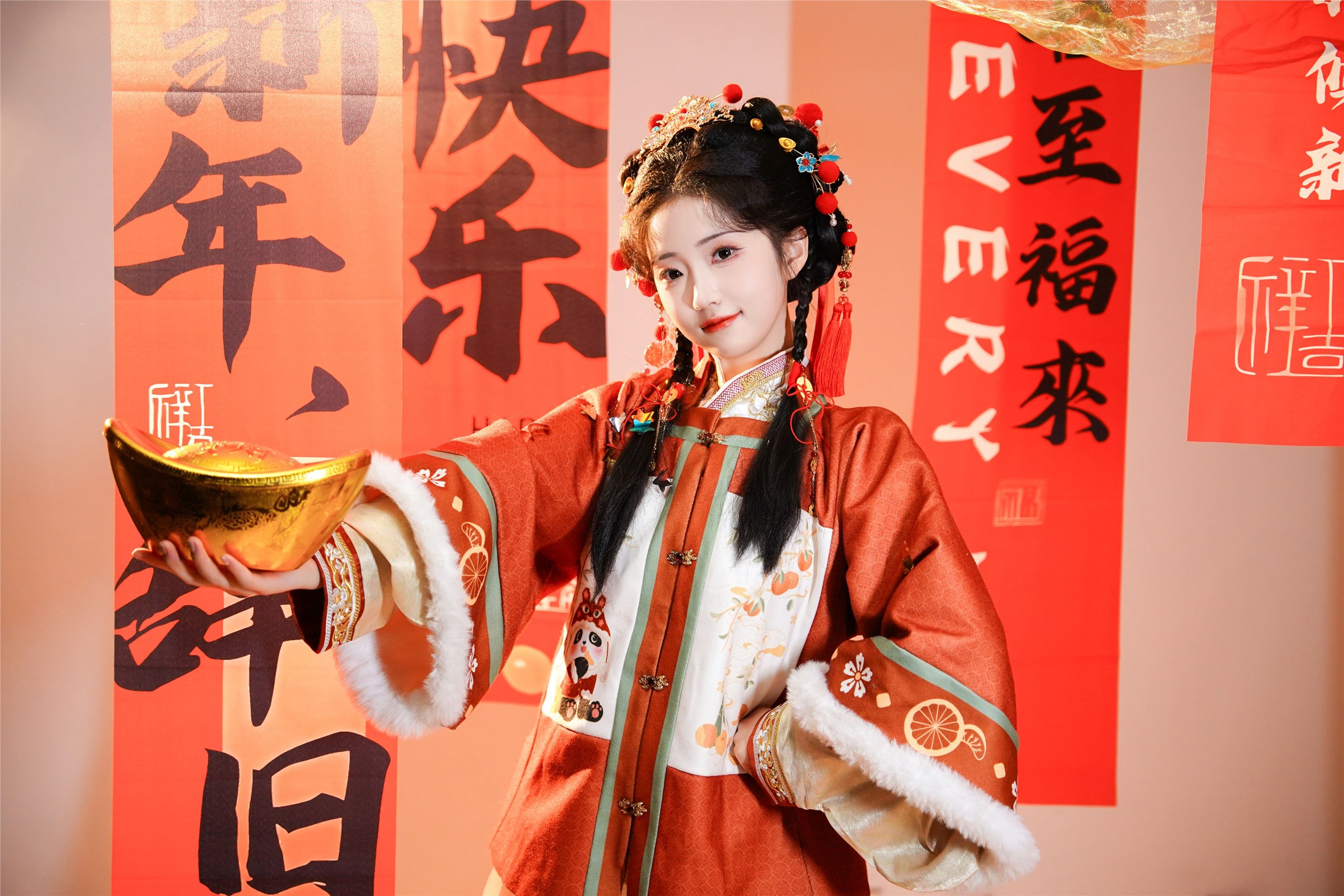 YITUYU 艺图语 2025.03.06 贺新春 兔牙w